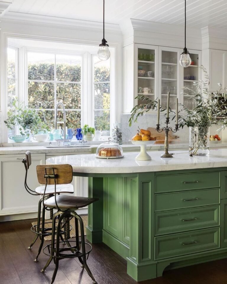 Bar Stools That Will Instantly Elevate Your Kitchen Island